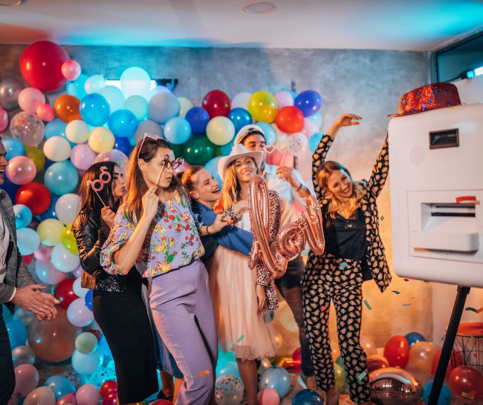 Top 10 Selfie Photo Booth Poses to Make Your Pictures Pop