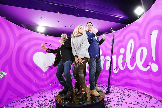 Why Every Event Needs a Party Roamer Photo Booth?